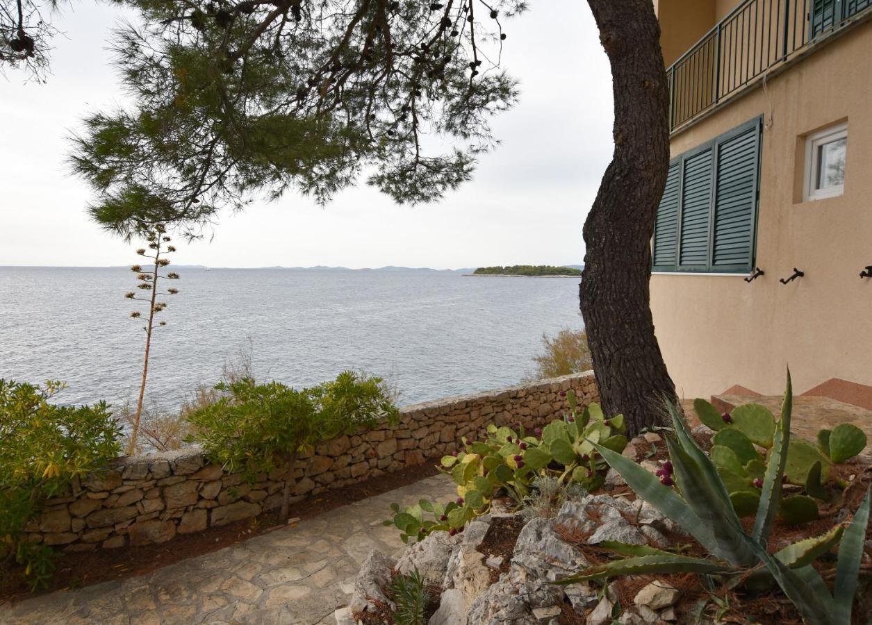 Apartments Ziva Primošten Екстериор снимка