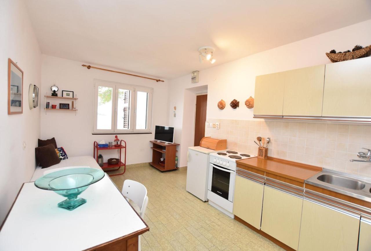 Apartments Ziva Primošten Екстериор снимка