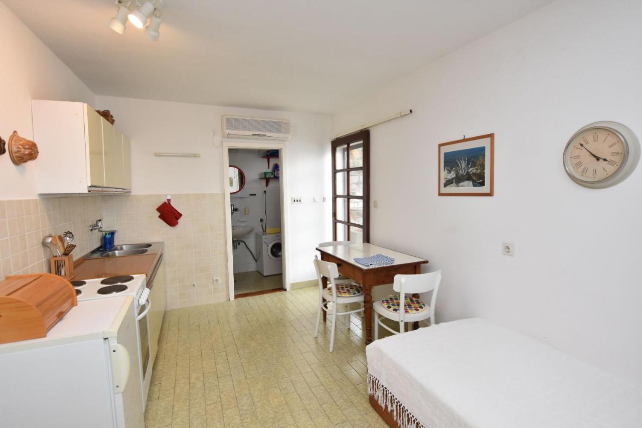 Apartments Ziva Primošten Екстериор снимка