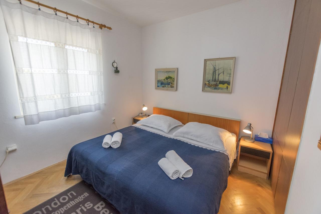 Apartments Ziva Primošten Екстериор снимка